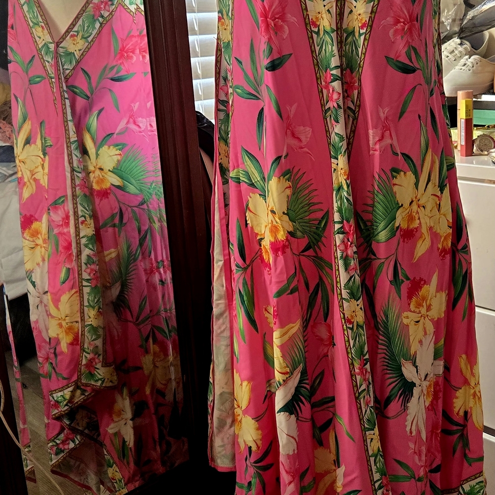 Floral Pink Sleeveless Dress - Picture 5 of 7